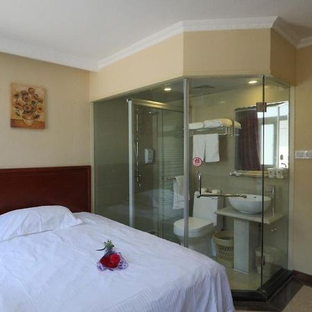 Greentree Inn Shanghai Pudong Airport Huaxia East Road Railway Station Shell Hotel Eksteriør bilde