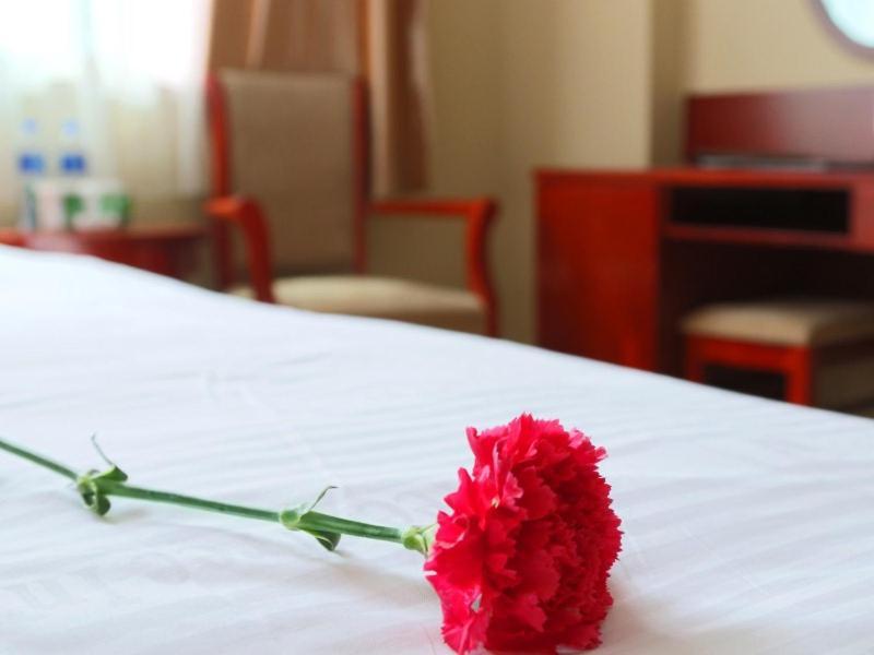 Greentree Inn Shanghai Pudong Airport Huaxia East Road Railway Station Shell Hotel Eksteriør bilde