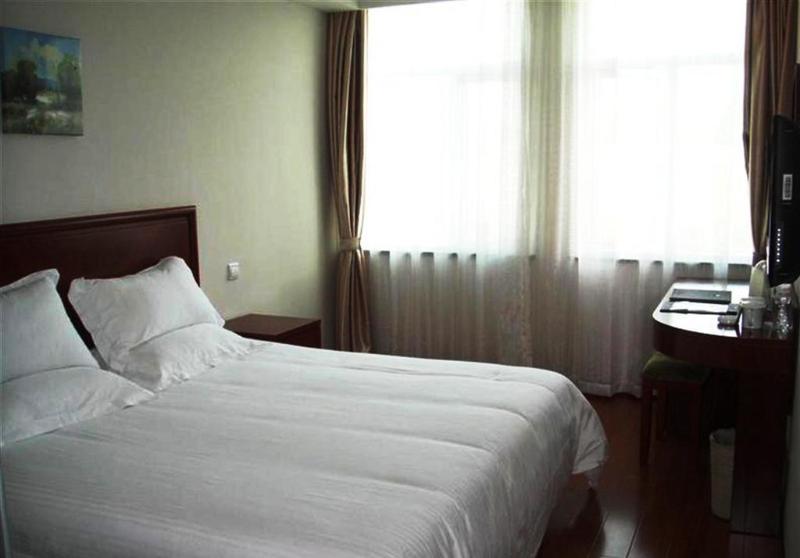 Greentree Inn Shanghai Pudong Airport Huaxia East Road Railway Station Shell Hotel Eksteriør bilde